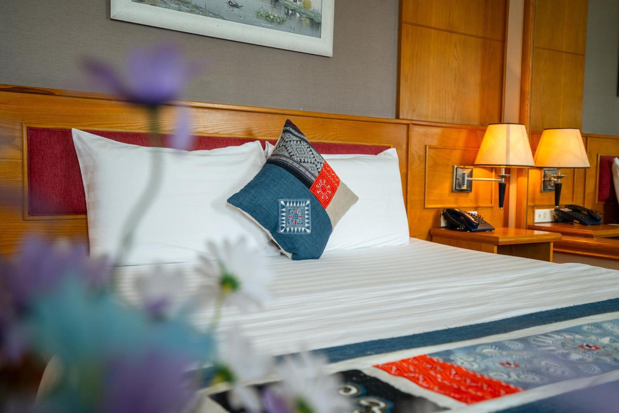 Anh Dao Hotel Хошимин Экстерьер фото