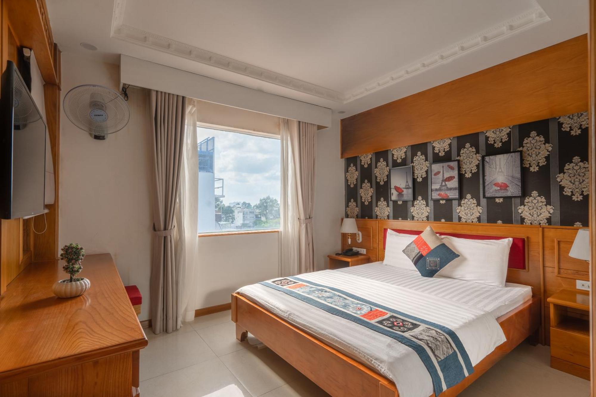 Anh Dao Hotel Хошимин Экстерьер фото