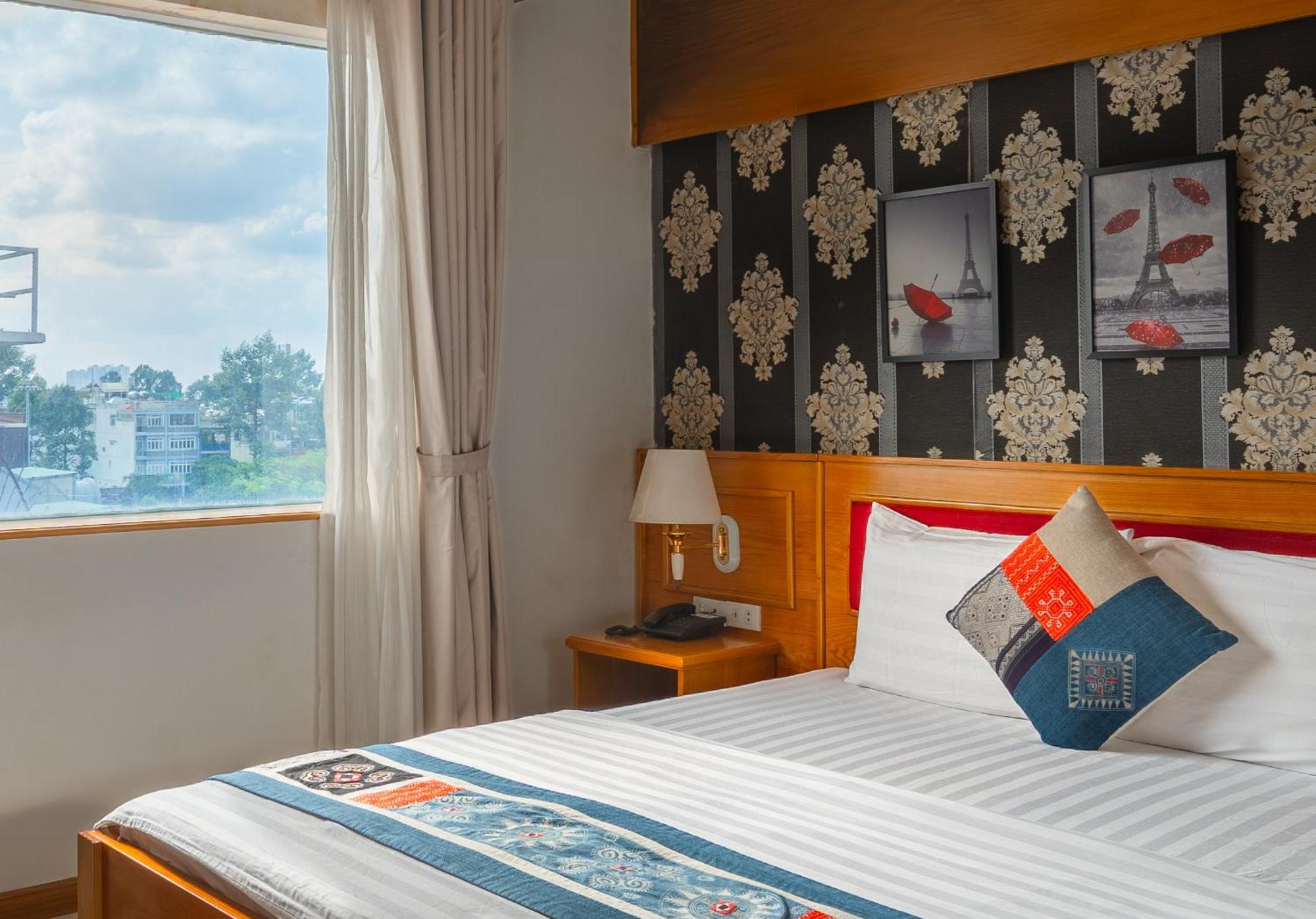 Anh Dao Hotel Хошимин Экстерьер фото